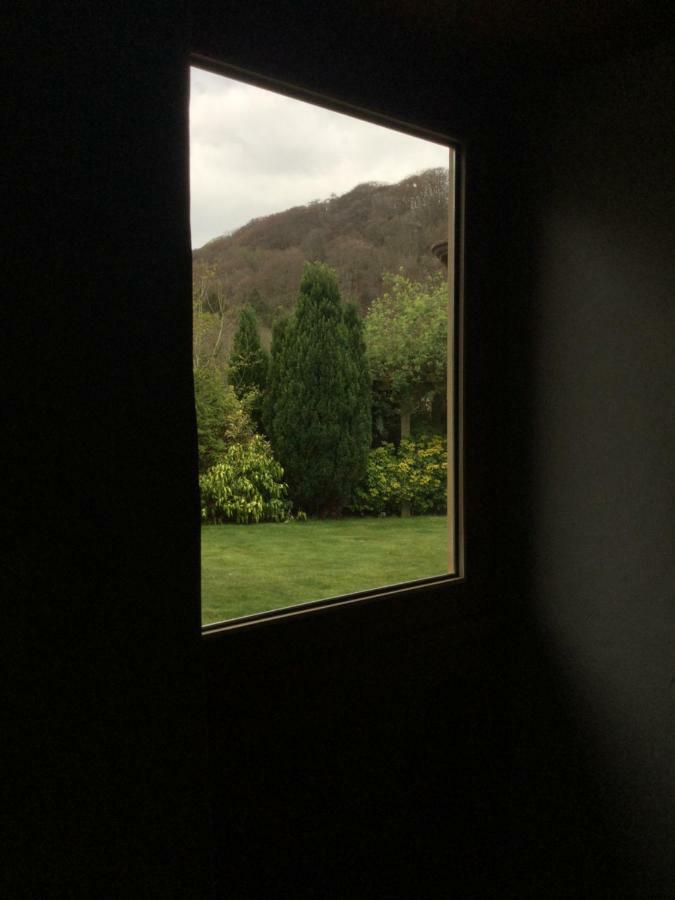 Ty Carreg Fach Staycation Cottage カーディフ エクステリア 写真
